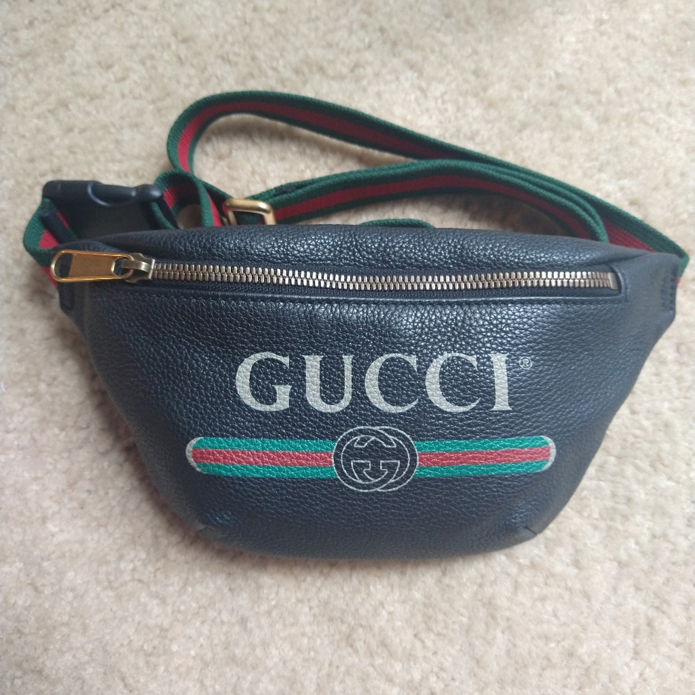 Gucci logo small black belt bag bum bag
